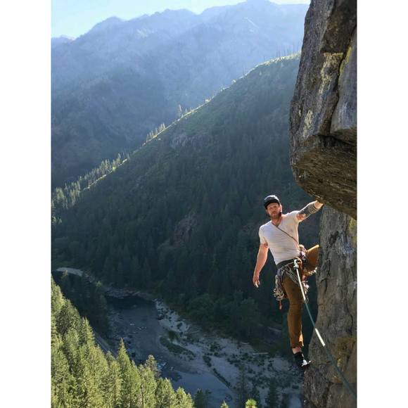 Meet your Posher, Chad - Picture 1 of 1